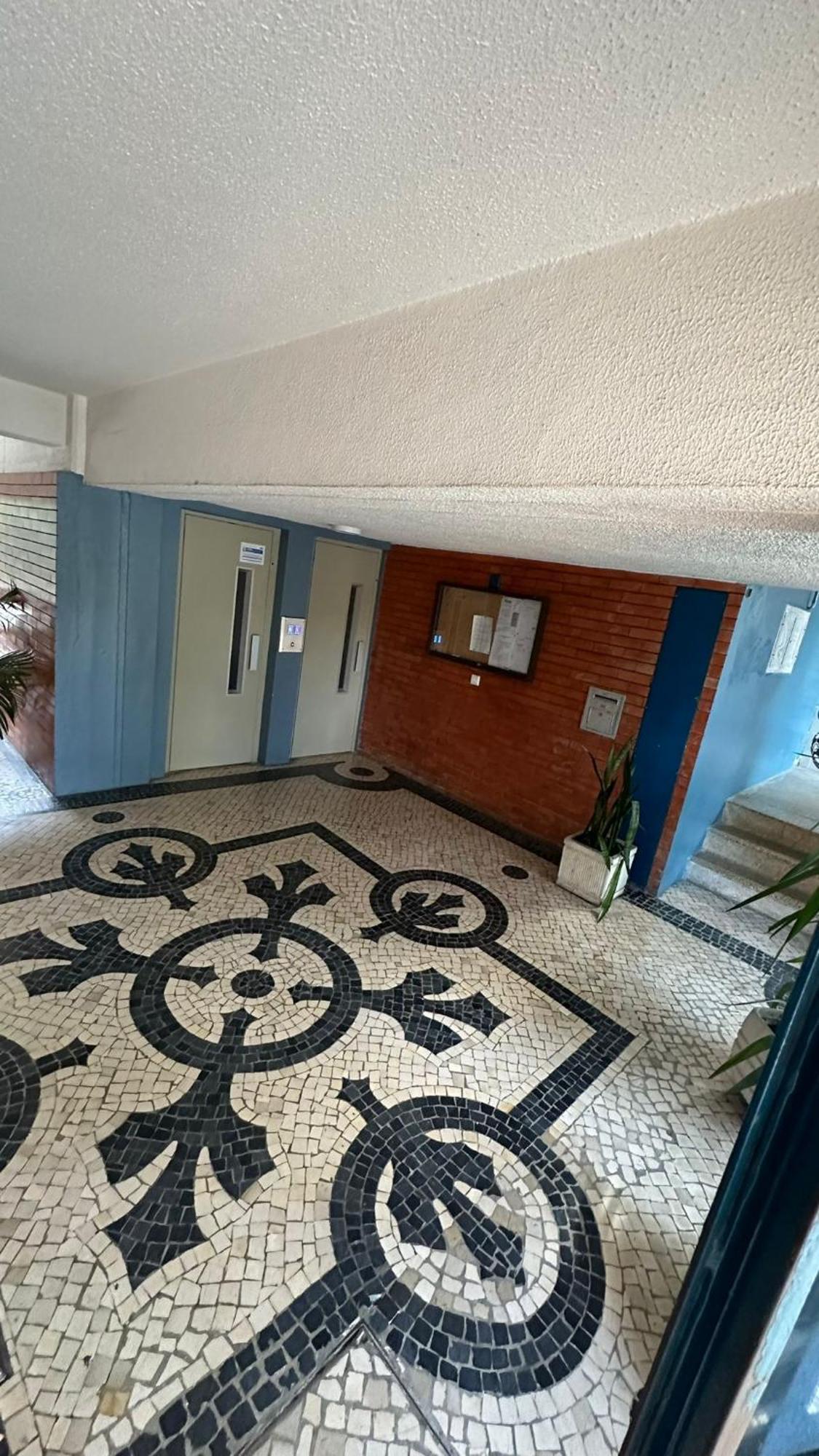 Quarto Aeroporto Lisboa Kültér fotó